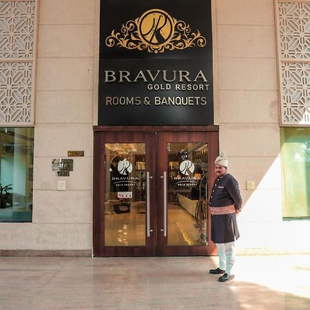 Bravura Gold Resort Meerut Luaran gambar