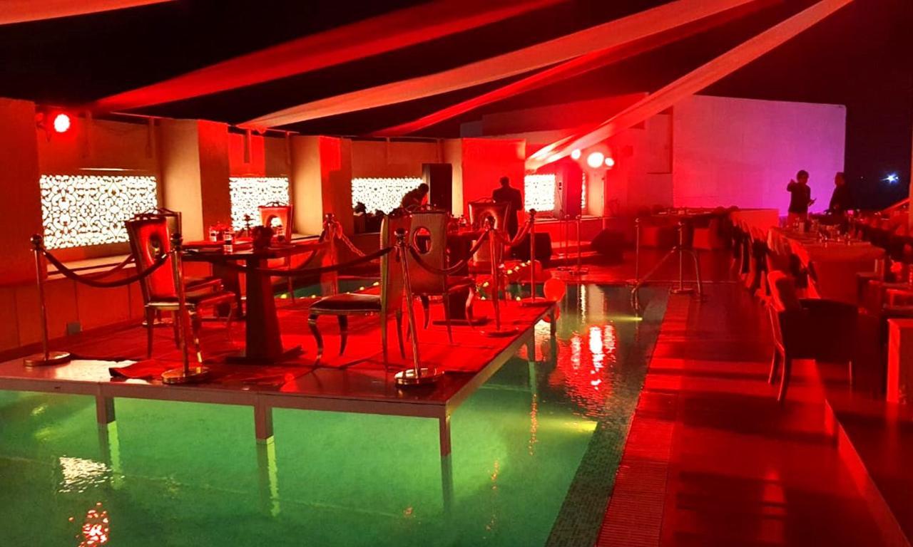 Bravura Gold Resort Meerut Luaran gambar