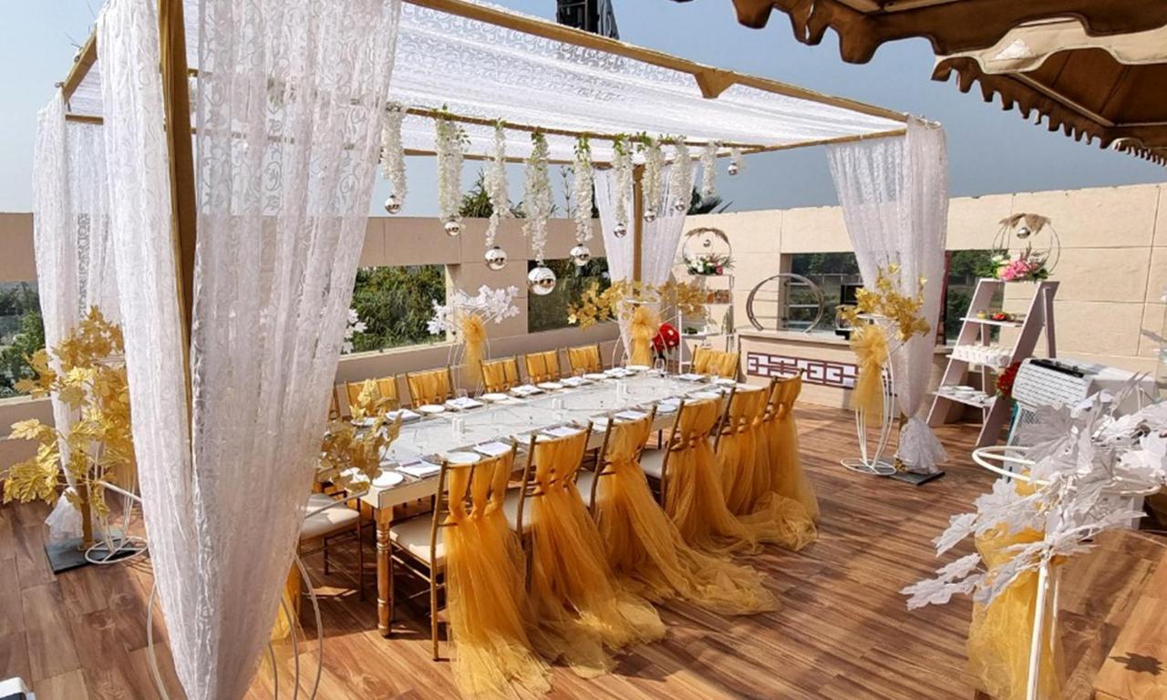Bravura Gold Resort Meerut Luaran gambar