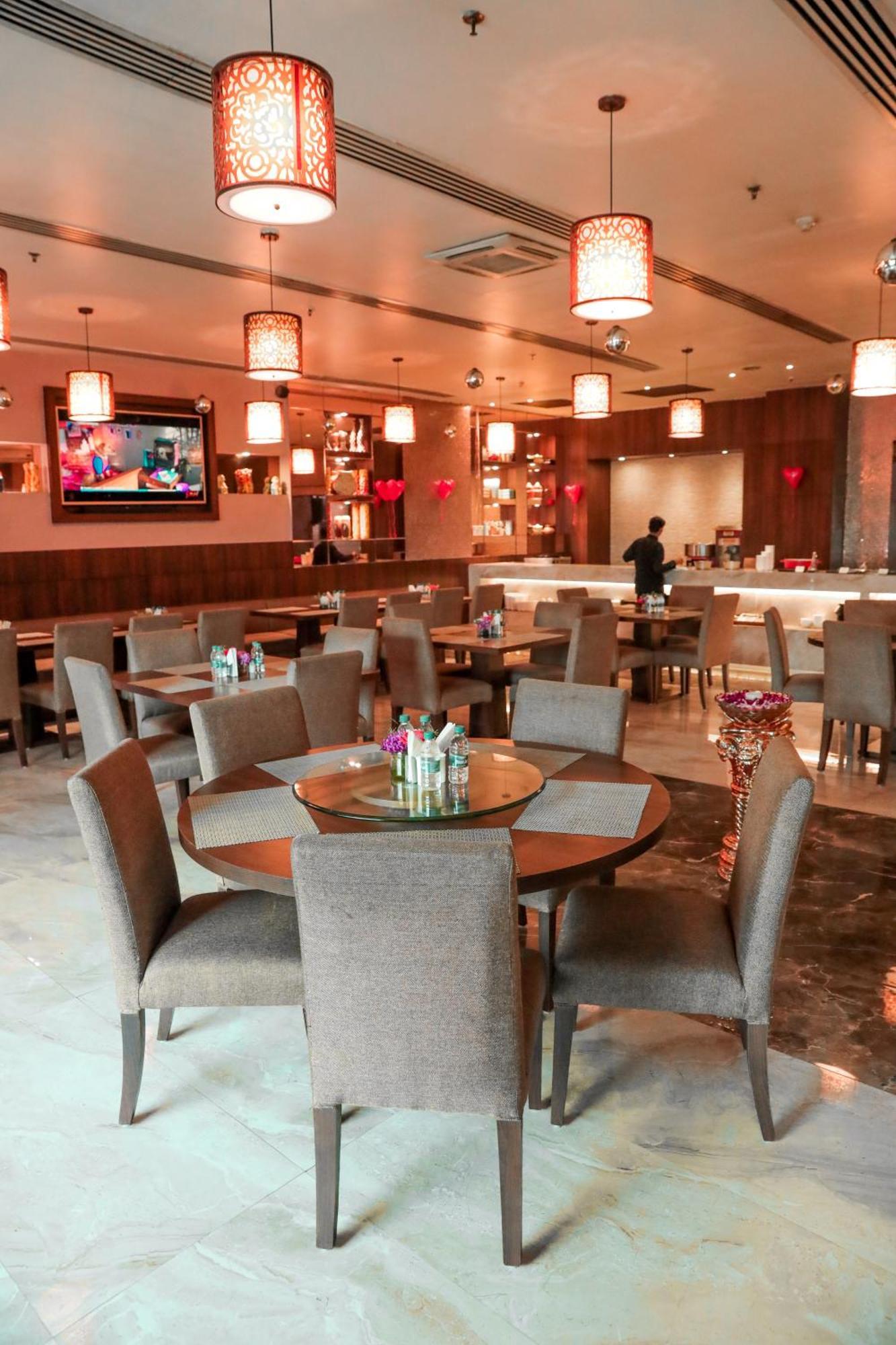 Bravura Gold Resort Meerut Luaran gambar