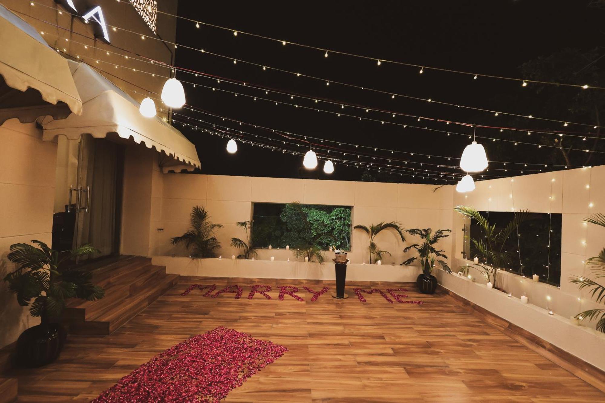 Bravura Gold Resort Meerut Luaran gambar