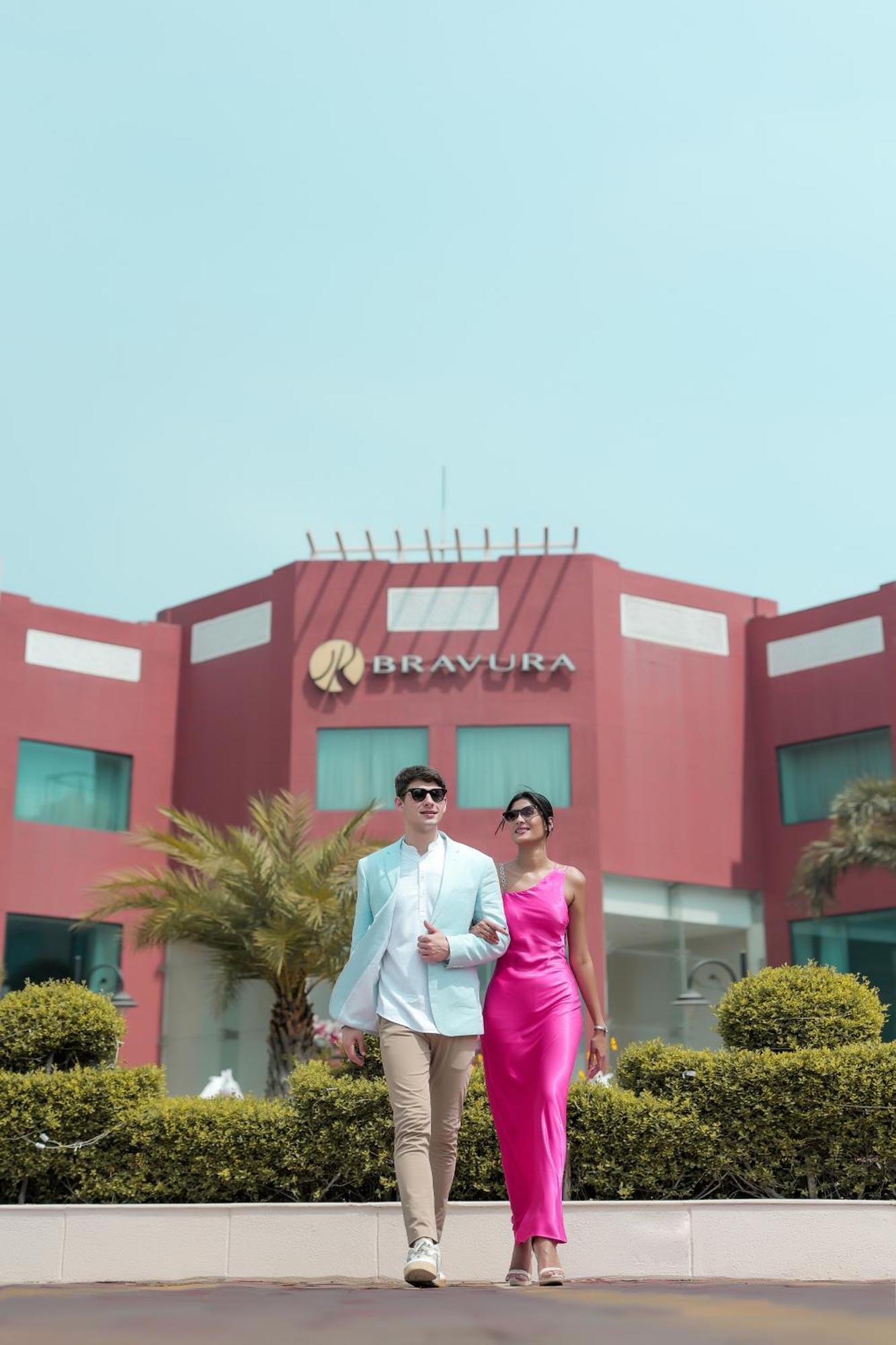Bravura Gold Resort Meerut Luaran gambar