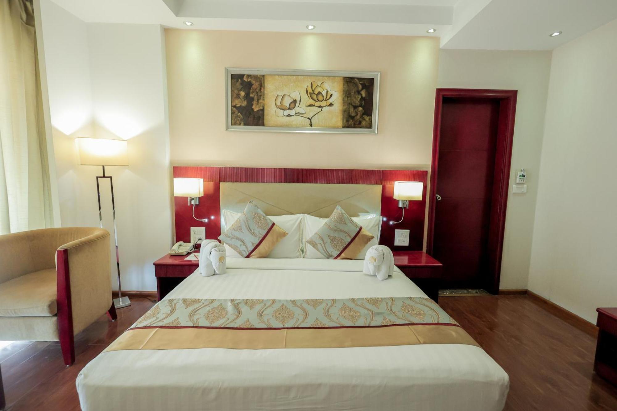 Bravura Gold Resort Meerut Luaran gambar