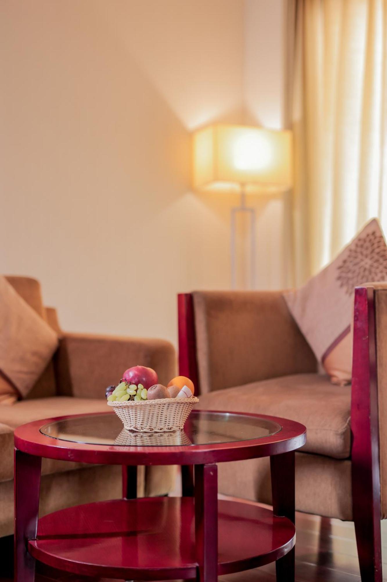 Bravura Gold Resort Meerut Luaran gambar