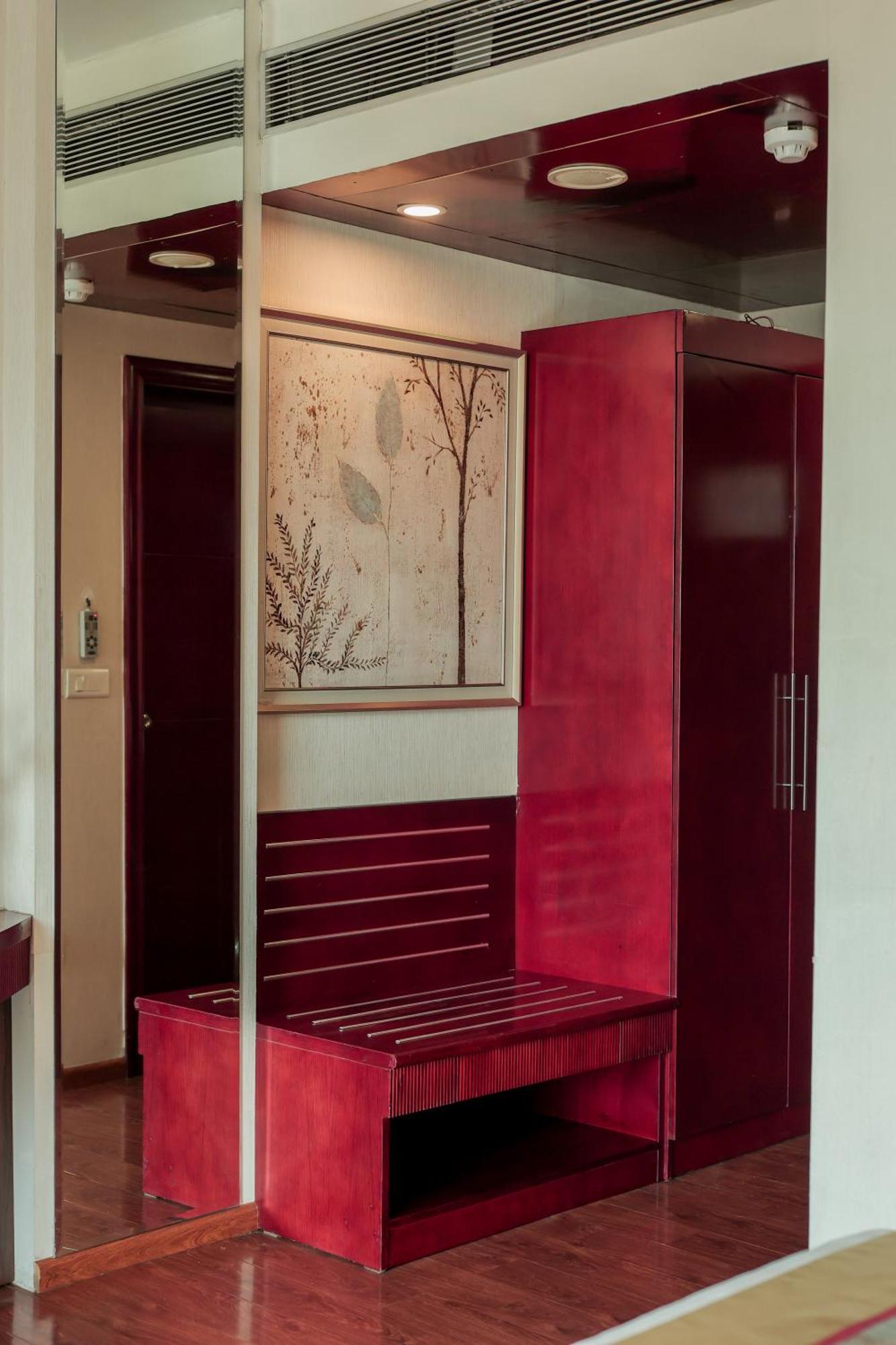 Bravura Gold Resort Meerut Luaran gambar